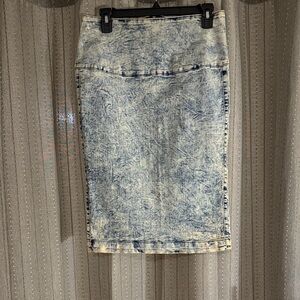 Encore Jeans Distressed Blue Pencil Skirt
